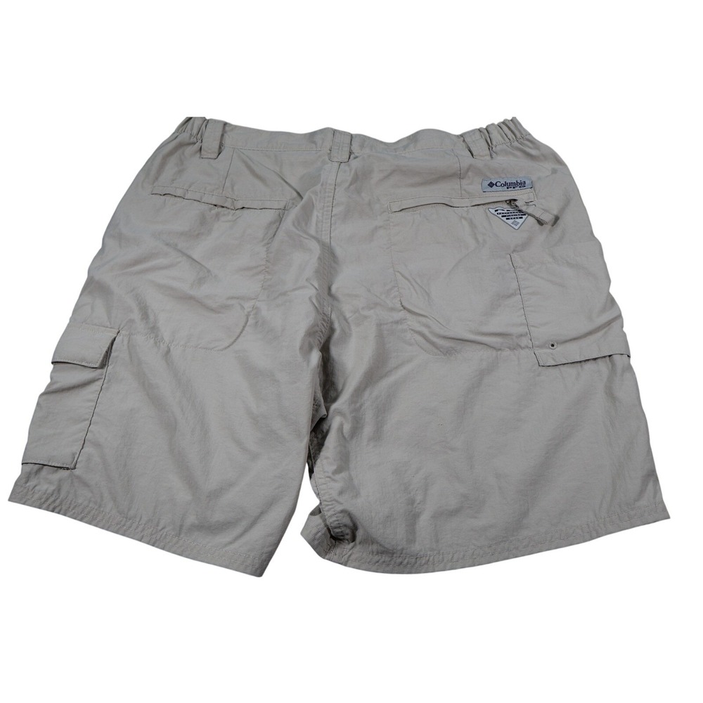Columbia Shorts Mens 32 Beige Microfiber Cargo Relaxed Fit Elastic Waist 8in - Picture 2 of 9